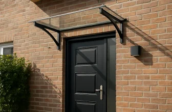 Een maatwerk deurluifel: stijlvol en functioneel voor jouw woning